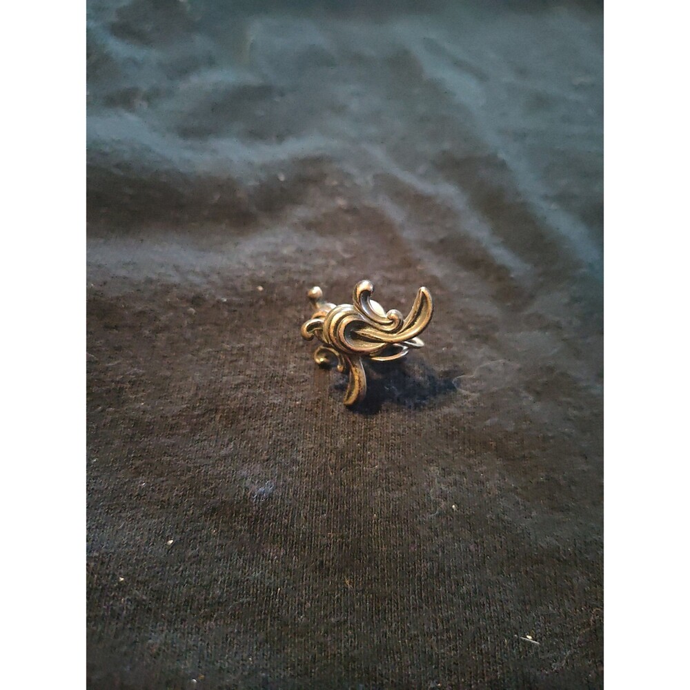 Vintage sterling silver screw back earrings